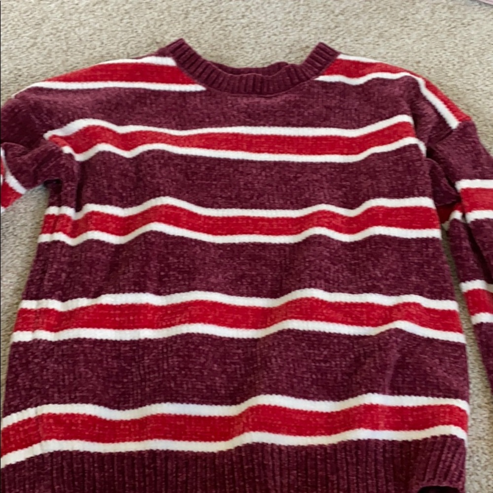 Girls Foreverr 21 sweater